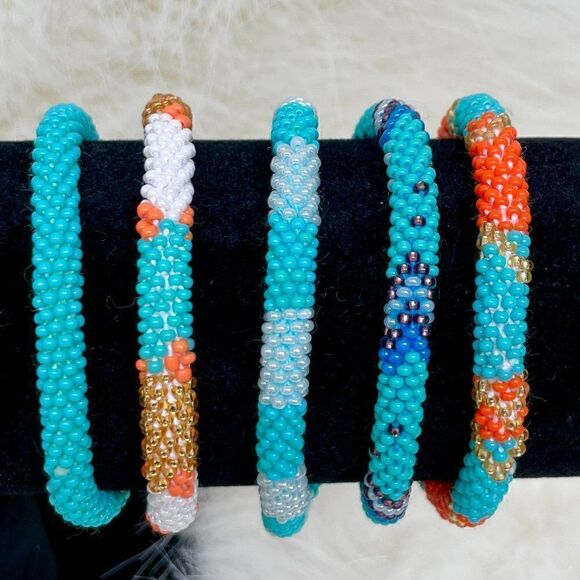 HAND CRAFTED in Nepal Beaded Bracelets (set of 5) TURQOR1 - Picture 1 of 4